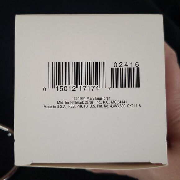 Hallmark Mary Engelbreit "Let It Snow" Snowman Christmas Ornament Dated 1994 - Picture 6 of 13